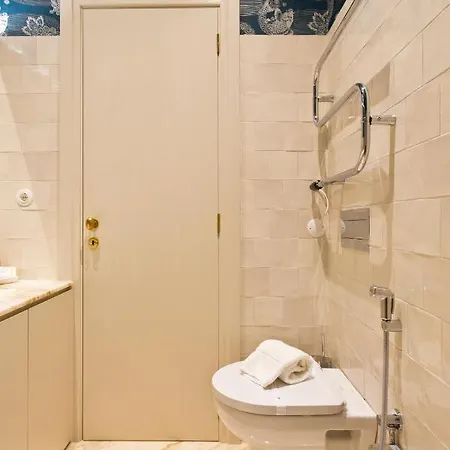 Boutique Rentals-isabella Ribeira Great Views Порту